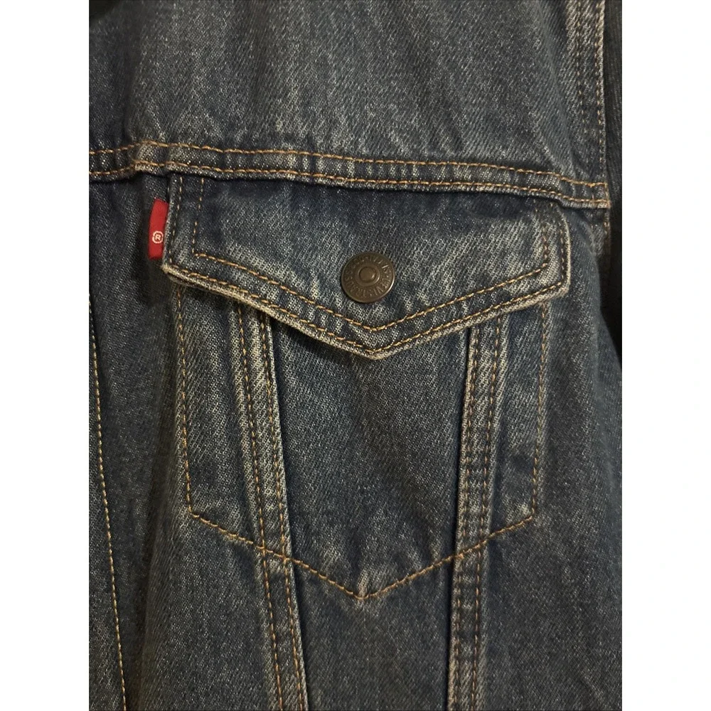 Levis levi sherpa
